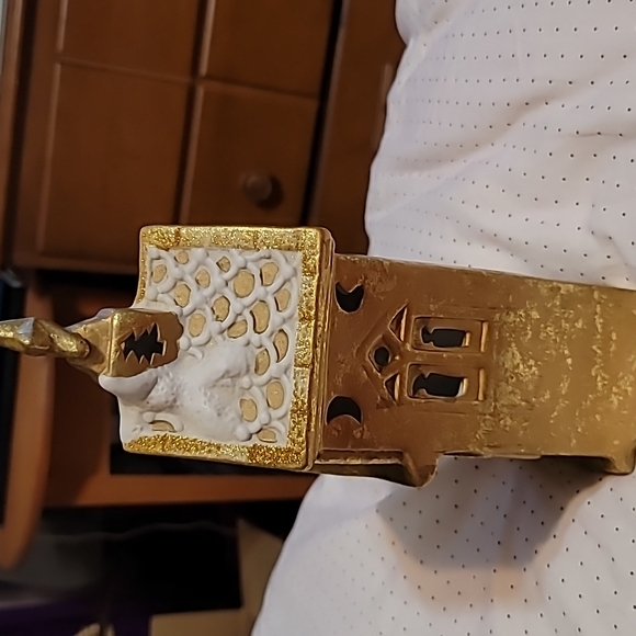 Golden Colour Tealight Mini House - Picture 2 of 7